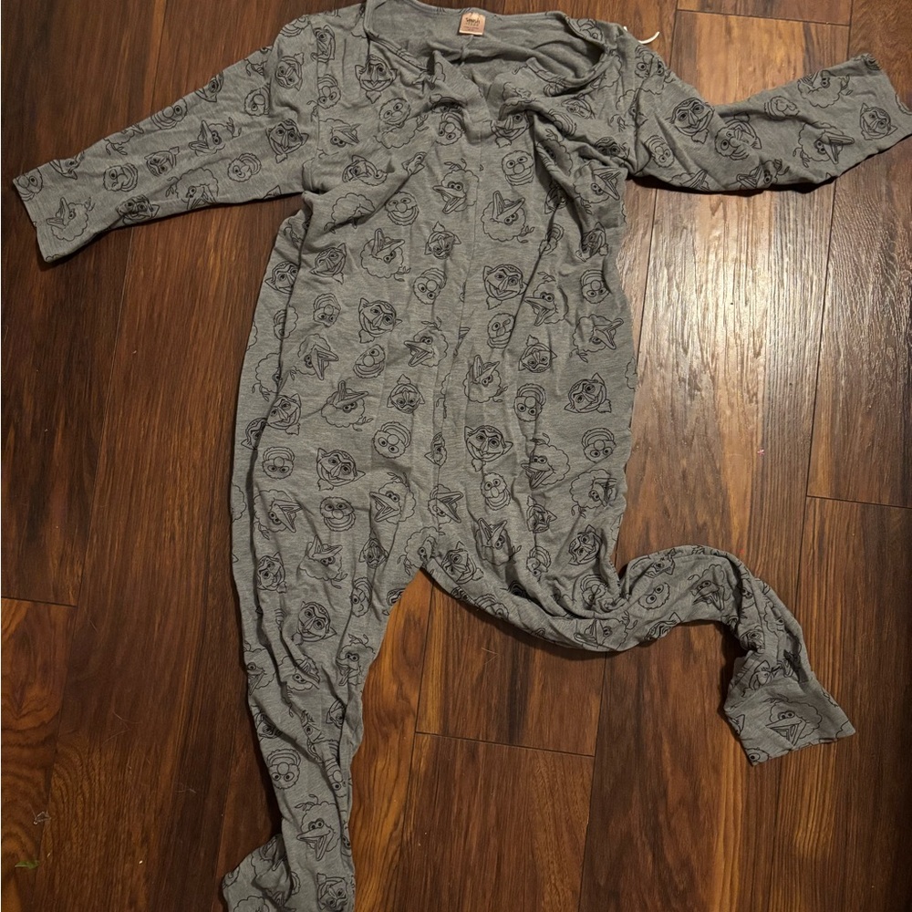 Smash + Tess Gray Sesame Street Print Onesie